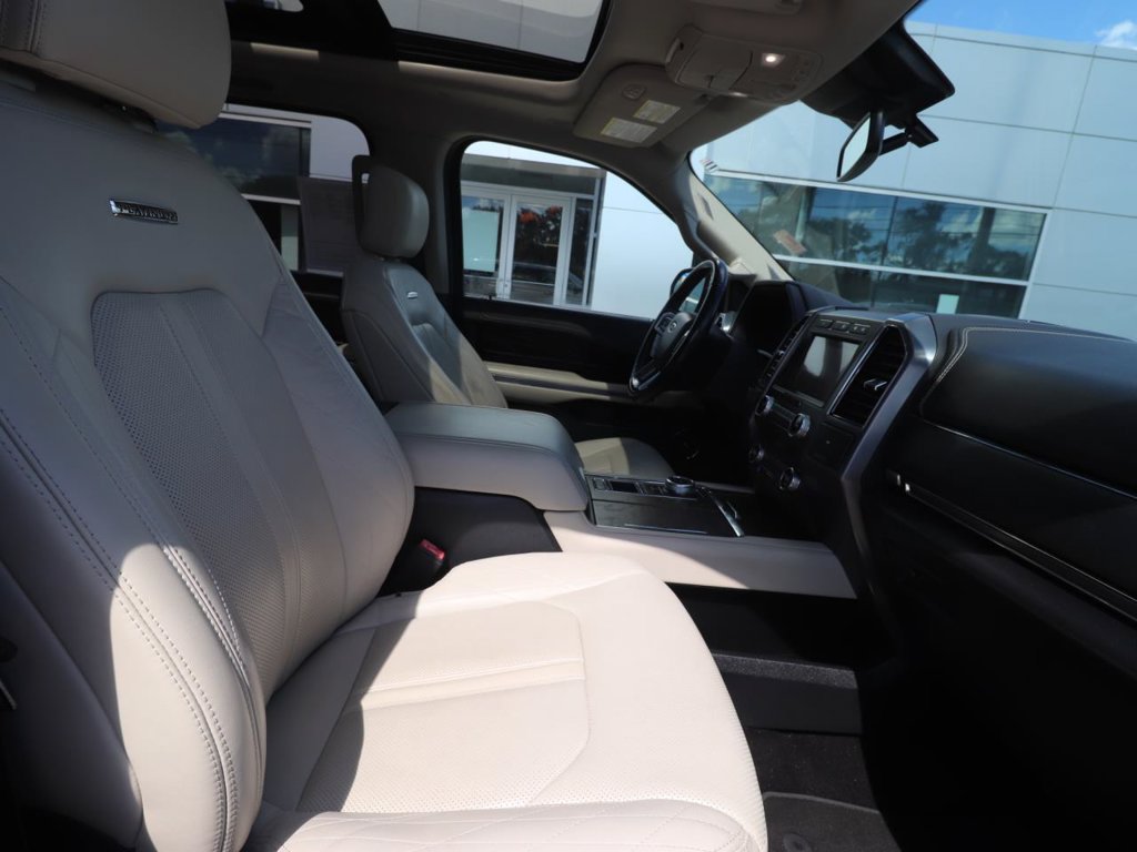 Certified 2019 Ford Expedition Platinum RWD image 26
