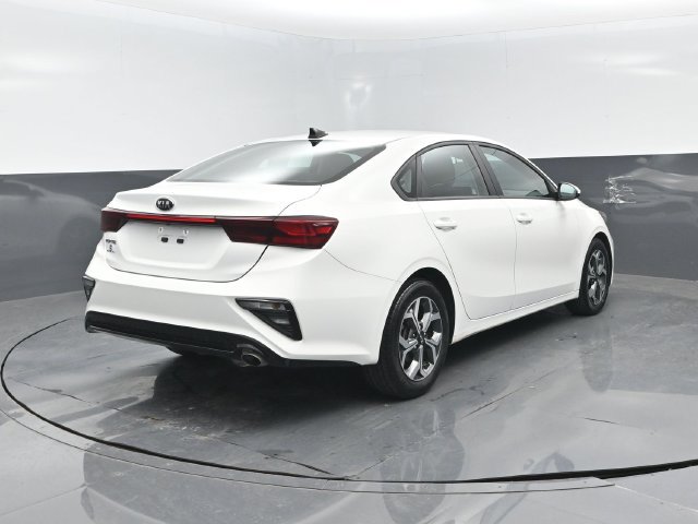 Used 2021 Kia Forte LXS FWD image 19