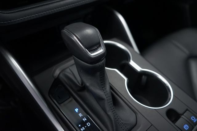 Used 2021 Toyota Highlander XLE AWD/4WD image 25