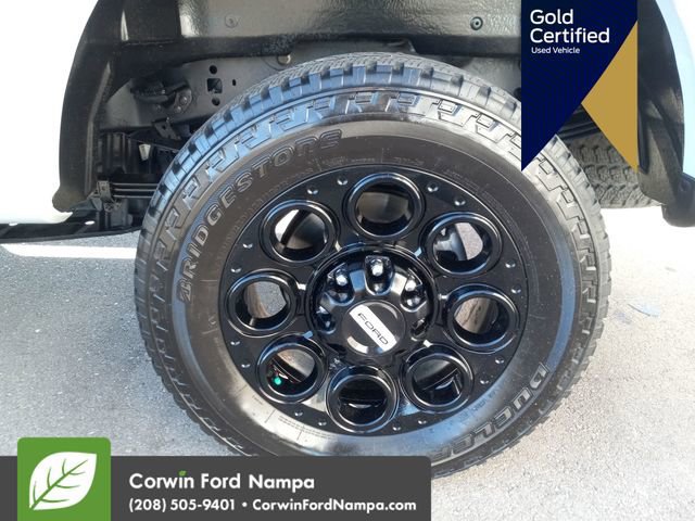 Certified 2025 Ford F350 Lariat w/ Black Appearance Package image 36