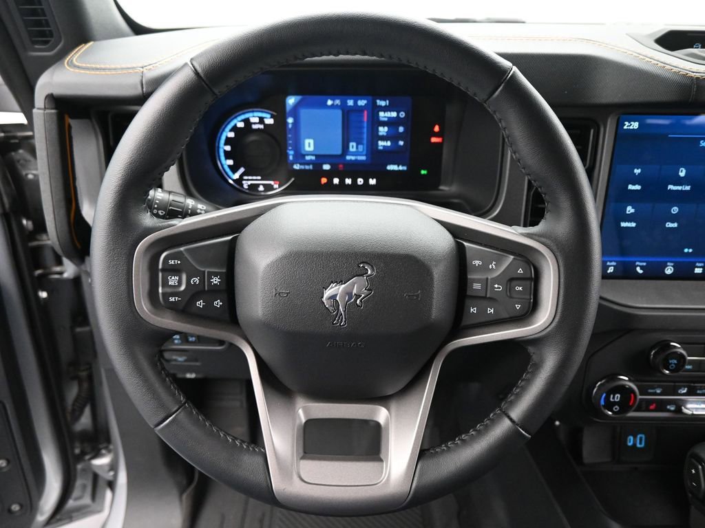 Certified 2024 Ford Bronco Badlands AWD/4WD image 11