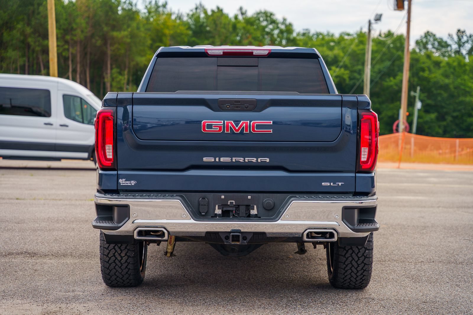 Used 2021 GMC Sierra 1500 SLT w/ SLT Premium Plus Package AWD/4WD image 8