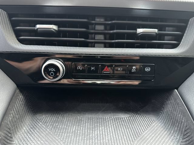 Certified 2025 Ford Explorer ST-Line AWD/4WD image 24