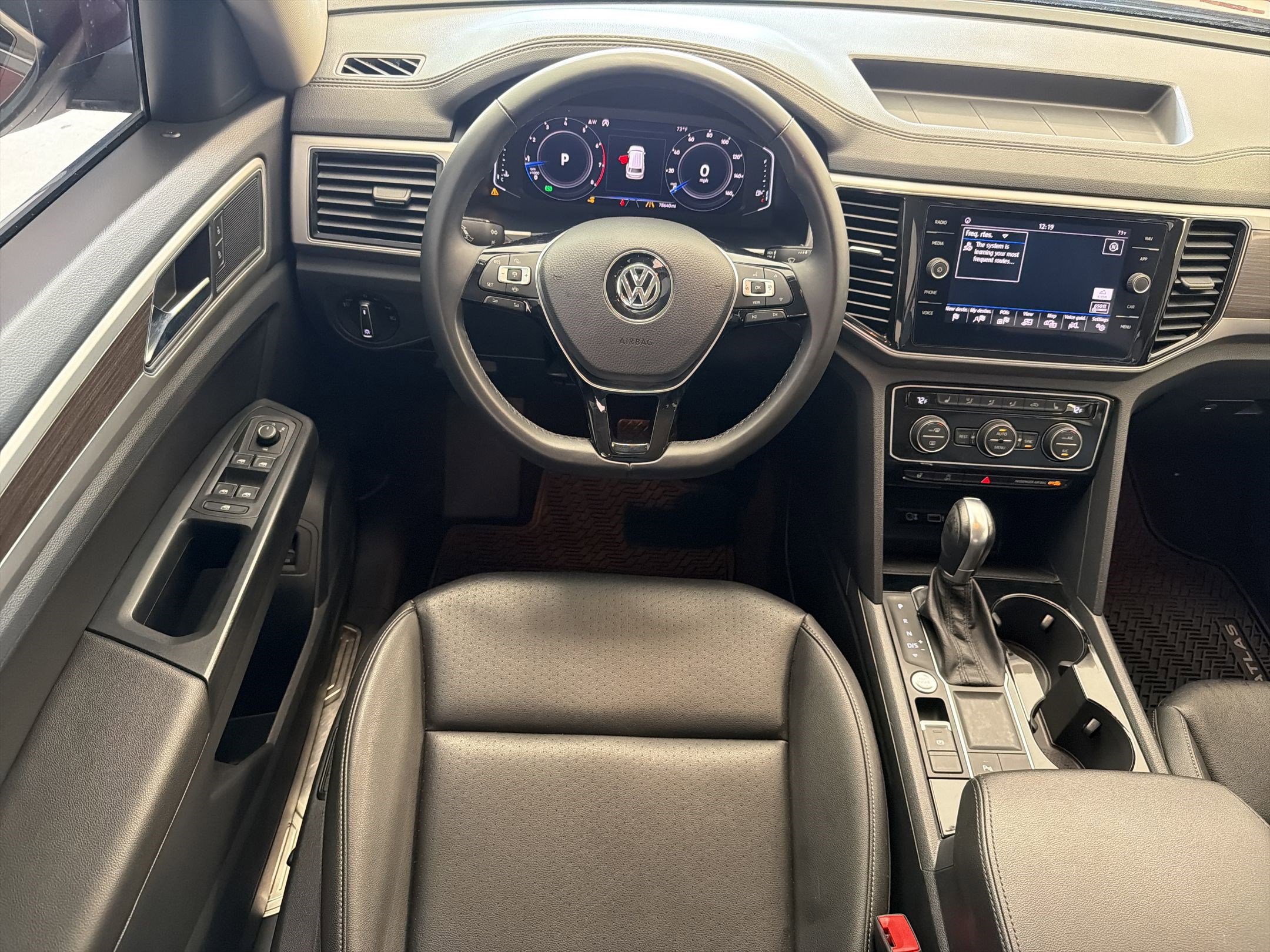 Used 2019 Volkswagen Atlas SEL FWD image 27