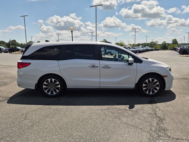 Used 2024 Honda Odyssey EX-L image 3