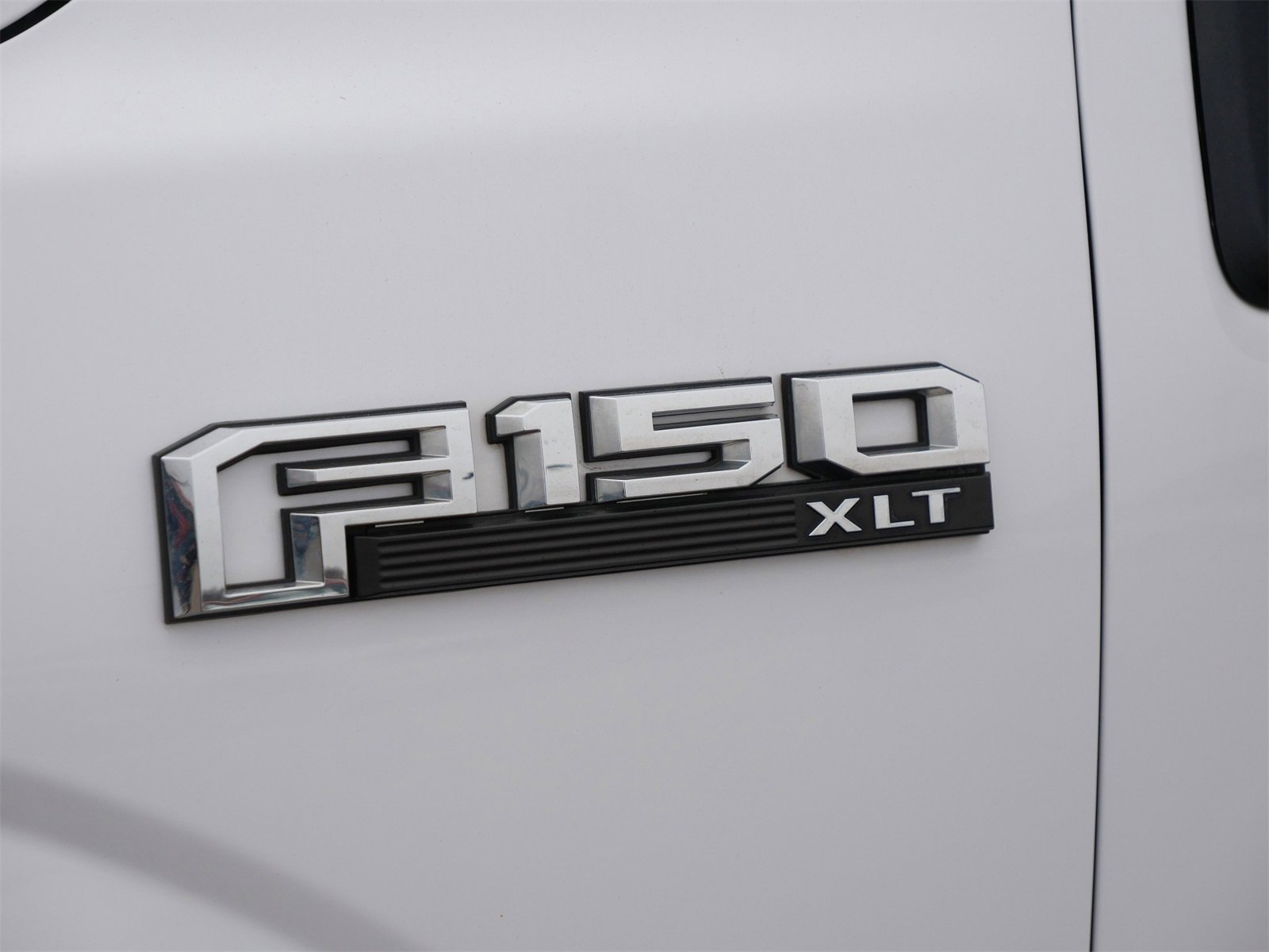 Certified 2020 Ford F150 XLT w/ Equipment Group 302A Luxury image 10