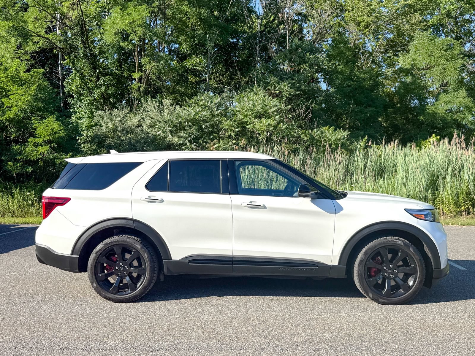 Certified 2022 Ford Explorer ST w/ Equipment Group 401A AWD/4WD image 7