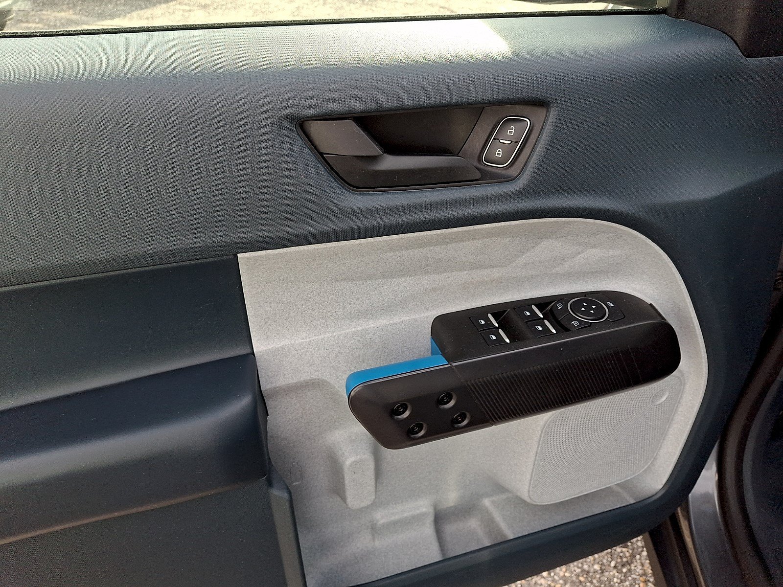 Certified 2025 Ford Maverick XLT FWD image 11