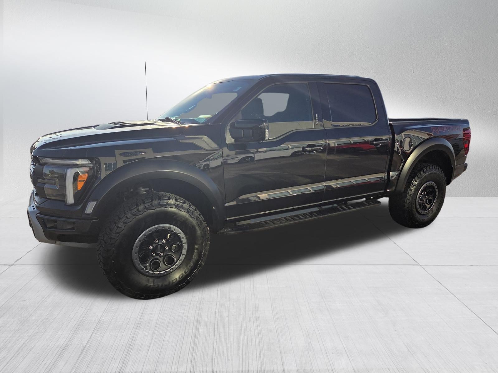 Certified 2024 Ford F150 Raptor AWD/4WD image 3