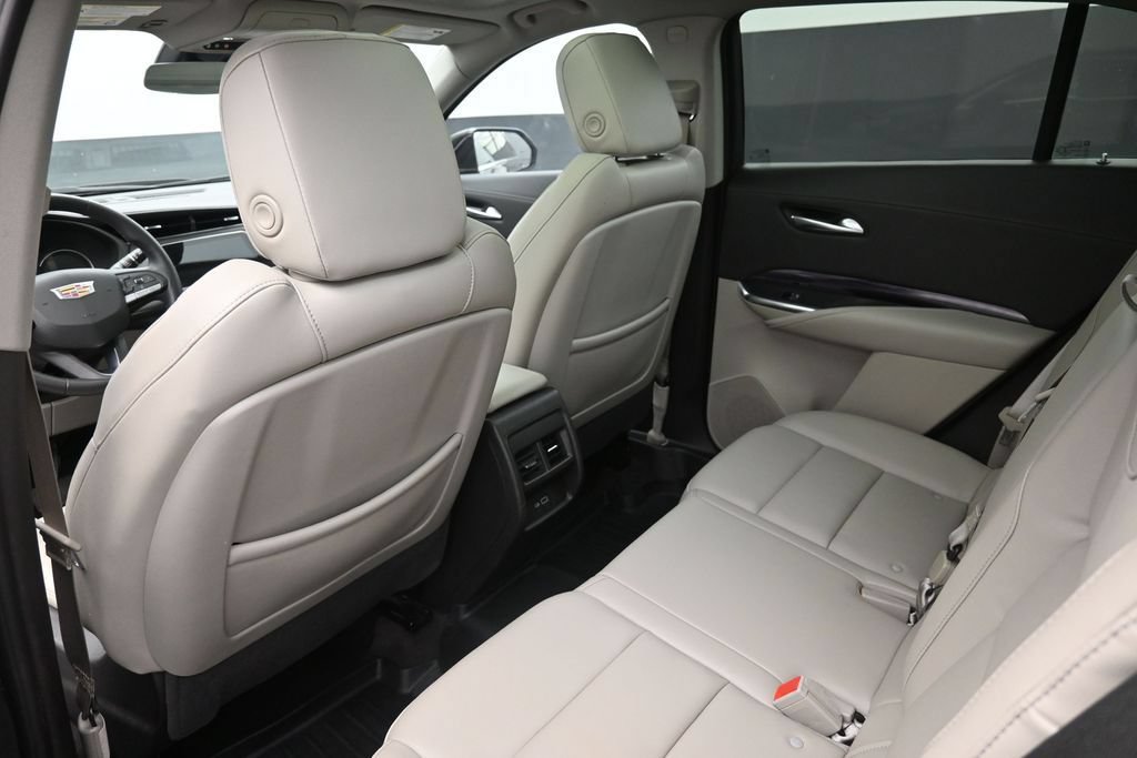 Used 2023 Cadillac XT4 Luxury w/ Driver Awareness Package FWD image 25