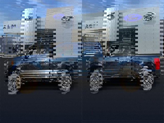 Certified 2022 Ford F250 Lariat w/ Black Appearance Package image 5