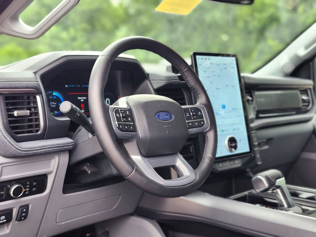 Certified 2025 Ford F150 Lightning Flash AWD/4WD image 19