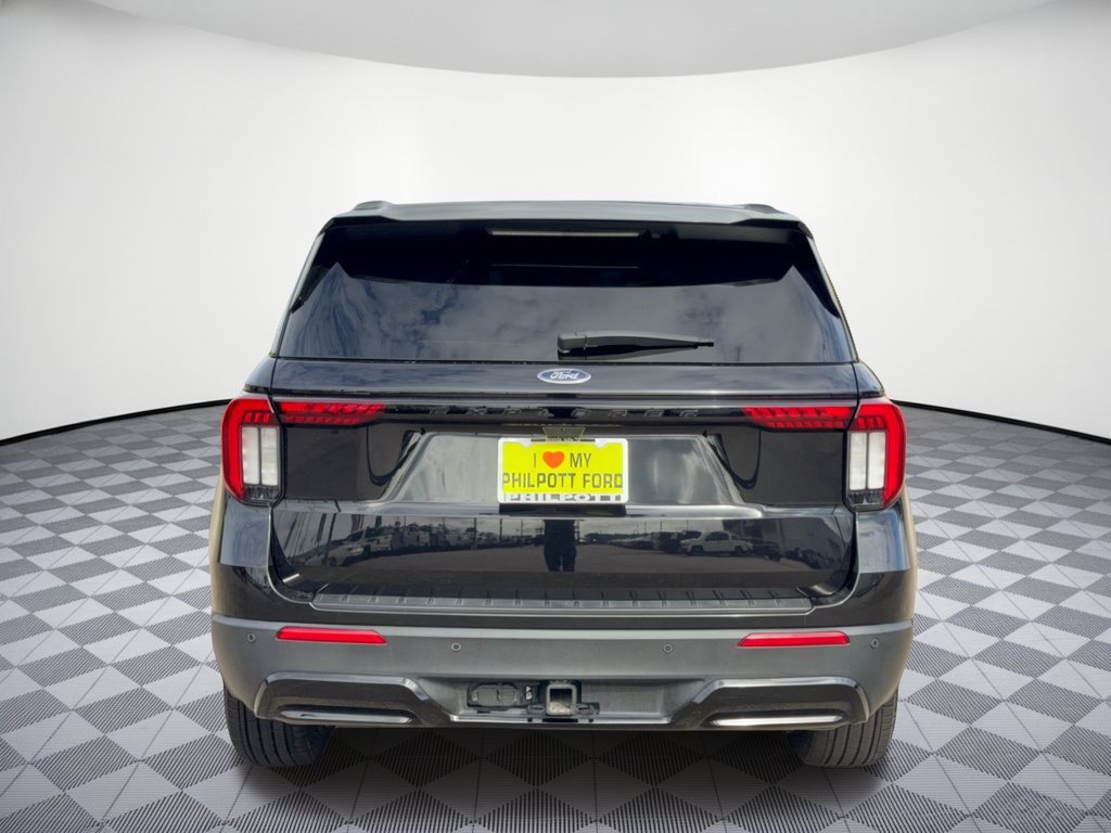 Certified 2025 Ford Explorer ST-Line w/ Premium Package RWD image 11