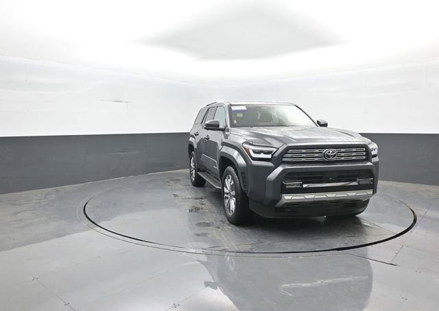 Used 2025 Toyota 4Runner Limited AWD/4WD image 2