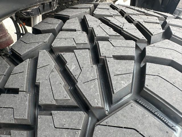 Certified 2025 Ford F250 Platinum image 40