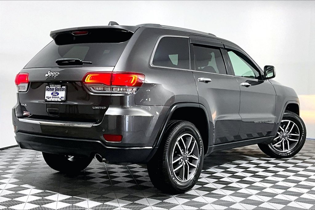 Used 2020 Jeep Grand Cherokee Limited AWD/4WD image 12