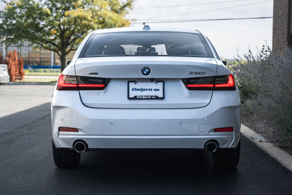 Used 2024 BMW 330i xDrive Sedan AWD/4WD image 5