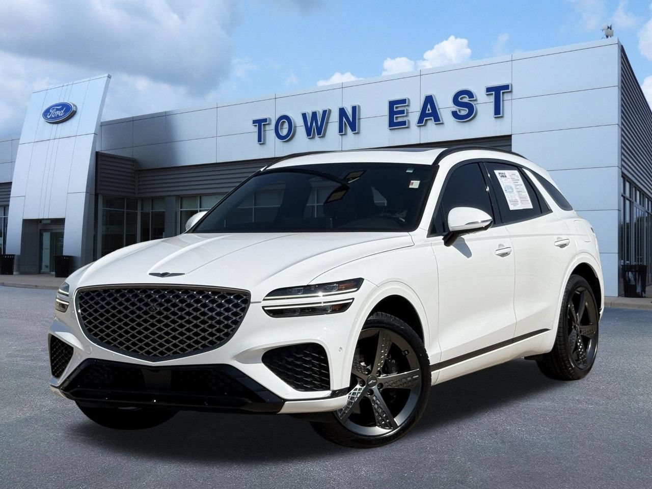 Used 2023 Genesis GV70 2.5T w/ Sport Prestige Package