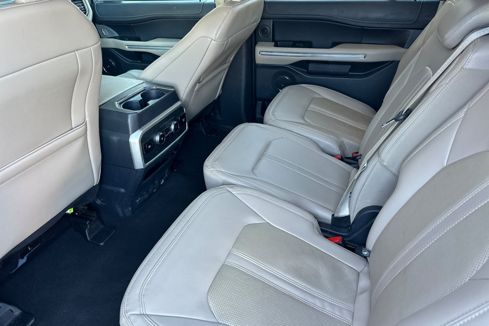 Certified 2024 Ford Expedition Max Limited AWD/4WD image 11