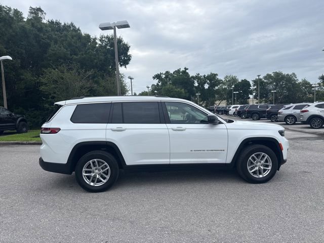 Used 2024 Jeep Grand Cherokee L Laredo AWD/4WD image 8