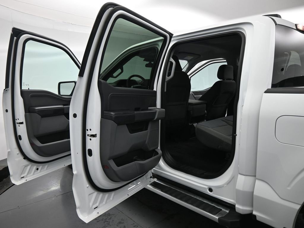 Certified 2025 Ford F150 XLT w/ Equipment Group 301A Standard image 46