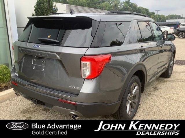Certified 2023 Ford Explorer XLT w/ Equipment Group 202A AWD/4WD image 3