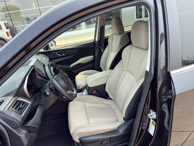 Used 2025 Subaru Ascent Premium AWD/4WD image 12