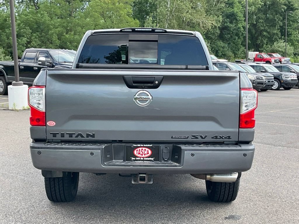 Used 2018 Nissan Titan SV w/ SV Convenience Package AWD/4WD image 27