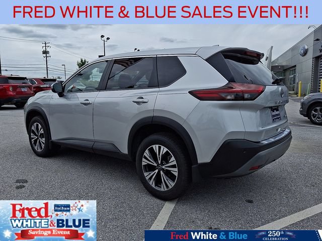 Used 2023 Nissan Rogue SV AWD/4WD image 7