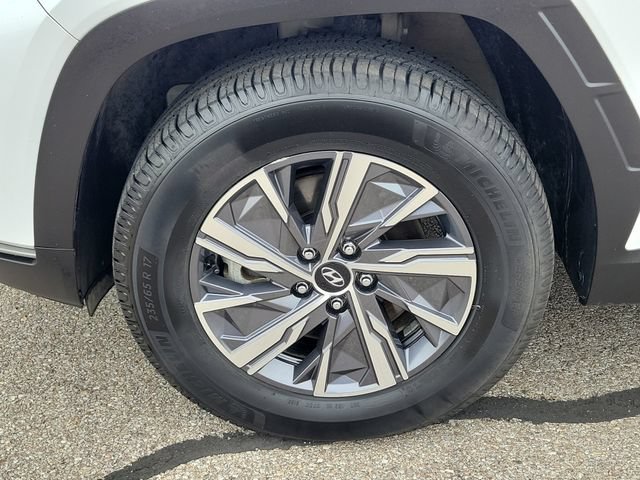 Used 2022 Hyundai Tucson Blue w/ Cargo Package AWD/4WD image 9