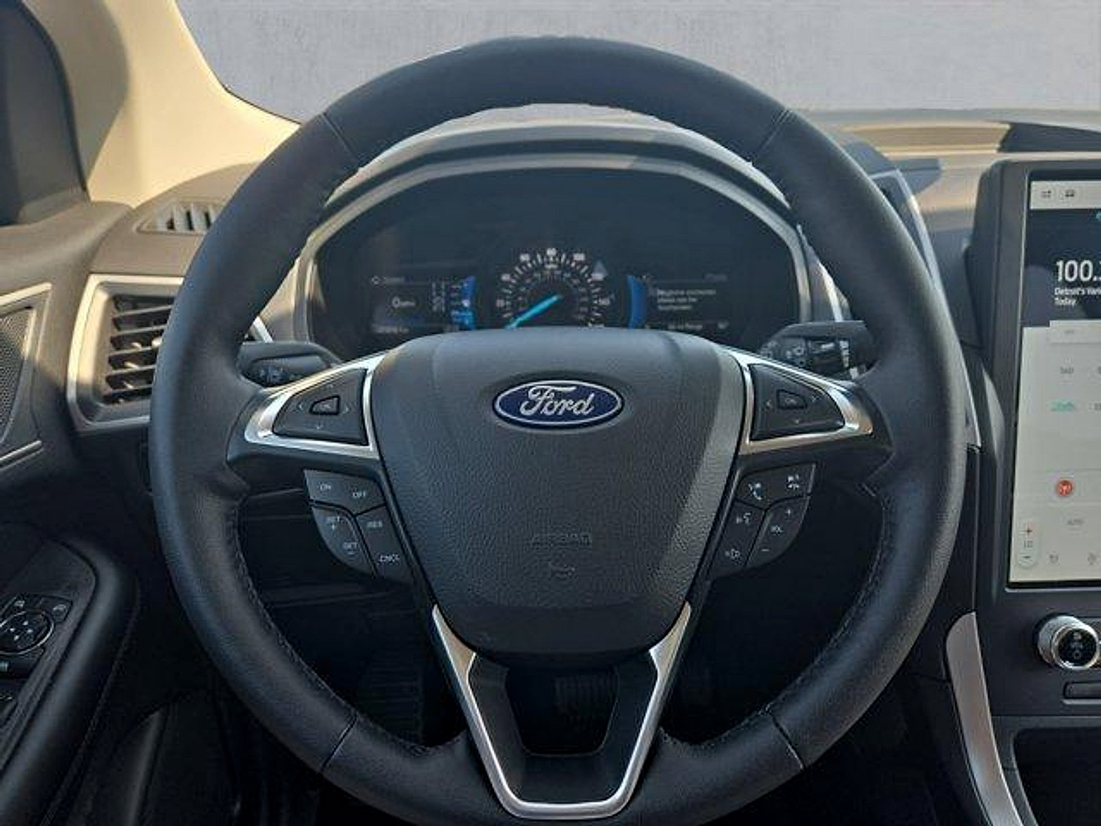 Certified 2023 Ford Edge SEL w/ Convenience Package AWD/4WD image 13