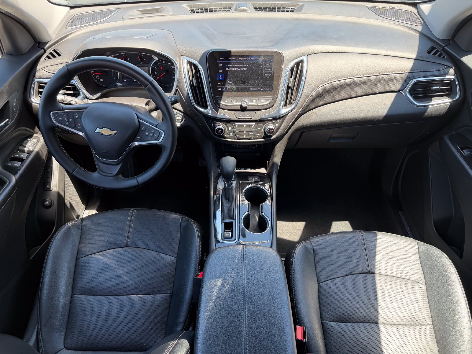 Used 2023 Chevrolet Equinox Premier AWD/4WD image 15