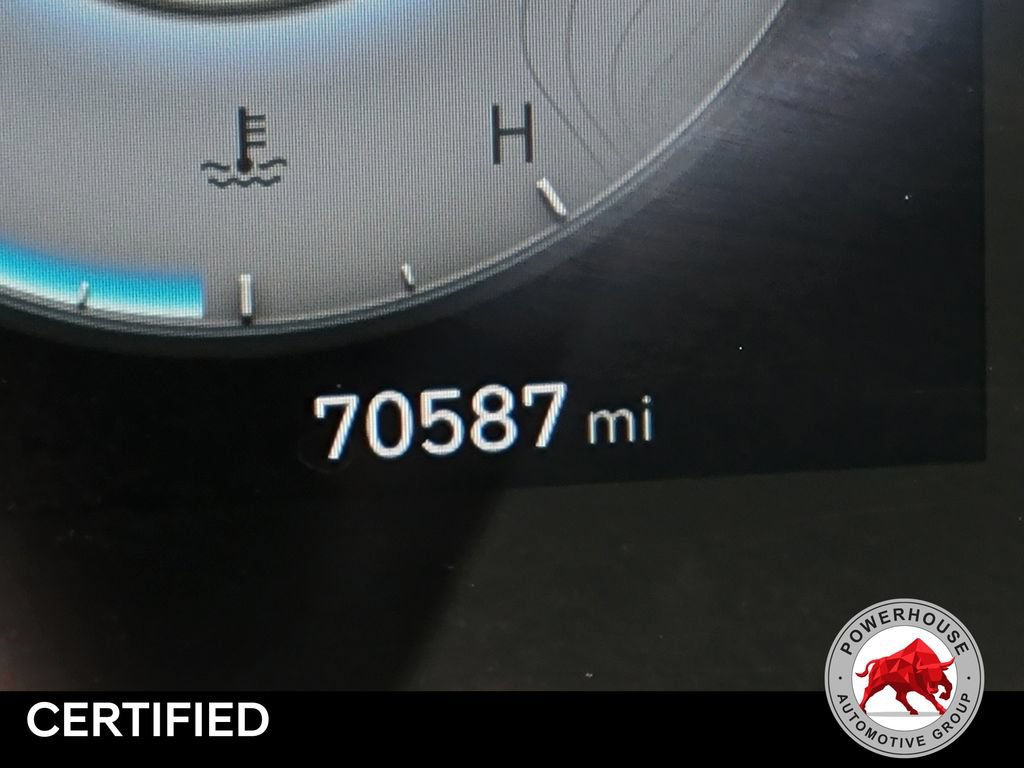 Used 2022 Hyundai Elantra Limited w/ Preferred Accessory Package FWD image 34