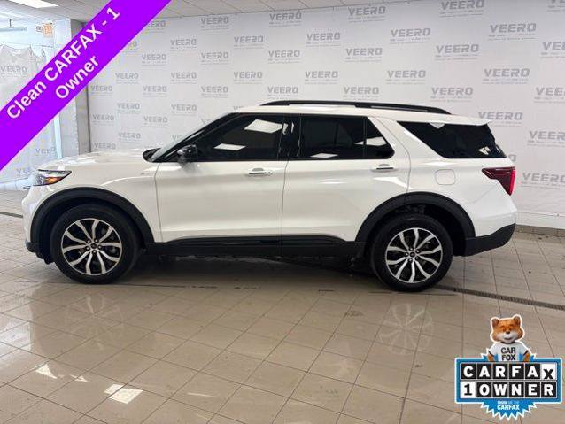 Certified 2023 Ford Explorer ST-Line AWD/4WD image 2