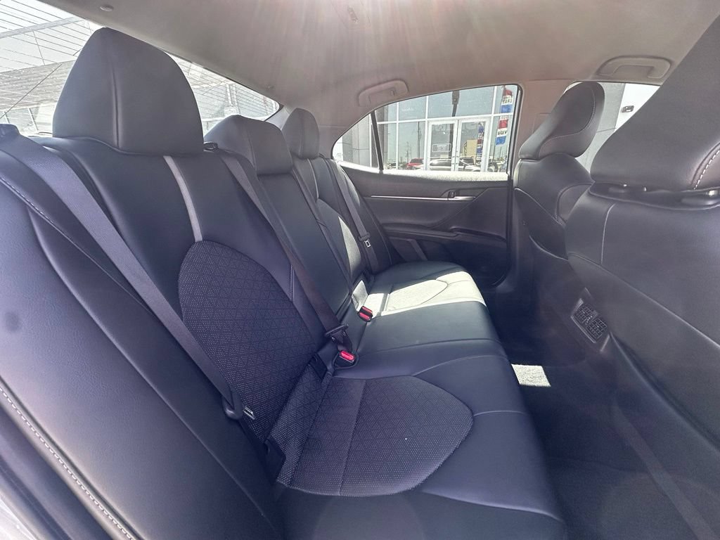 Used 2022 Toyota Camry XSE FWD image 23