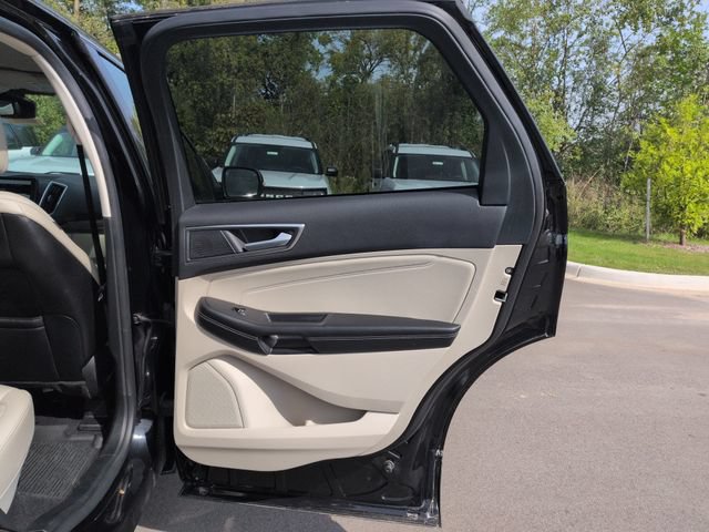 Certified 2023 Ford Edge Titanium AWD/4WD image 17
