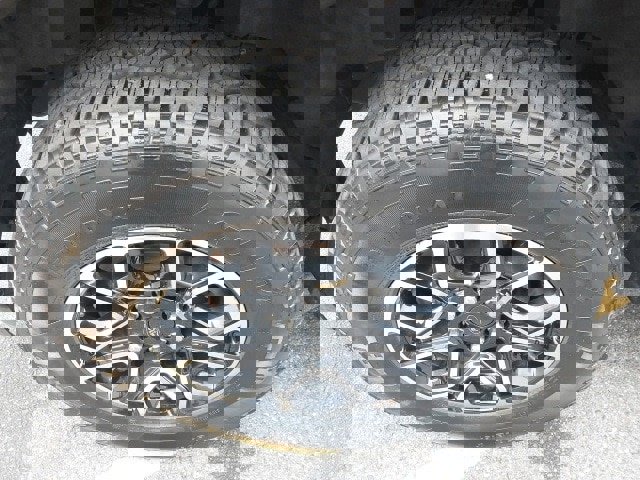 Certified 2022 Ford F150 XLT w/ Equipment Group 302A High image 14