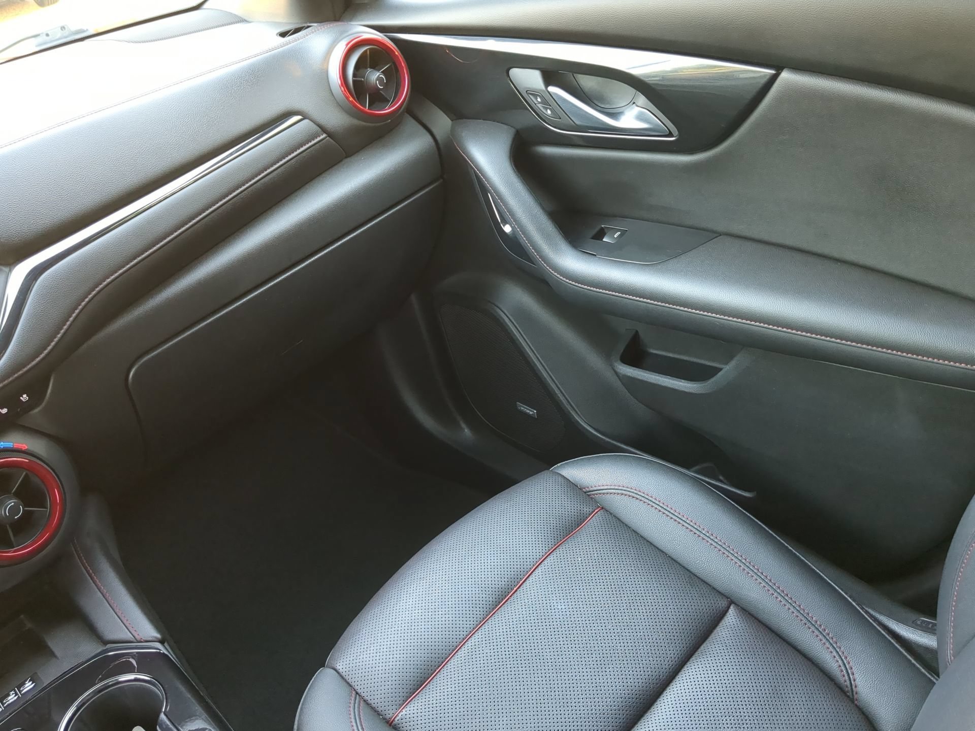 Used 2022 Chevrolet Blazer RS w/ Enhanced Convenience Package FWD image 53