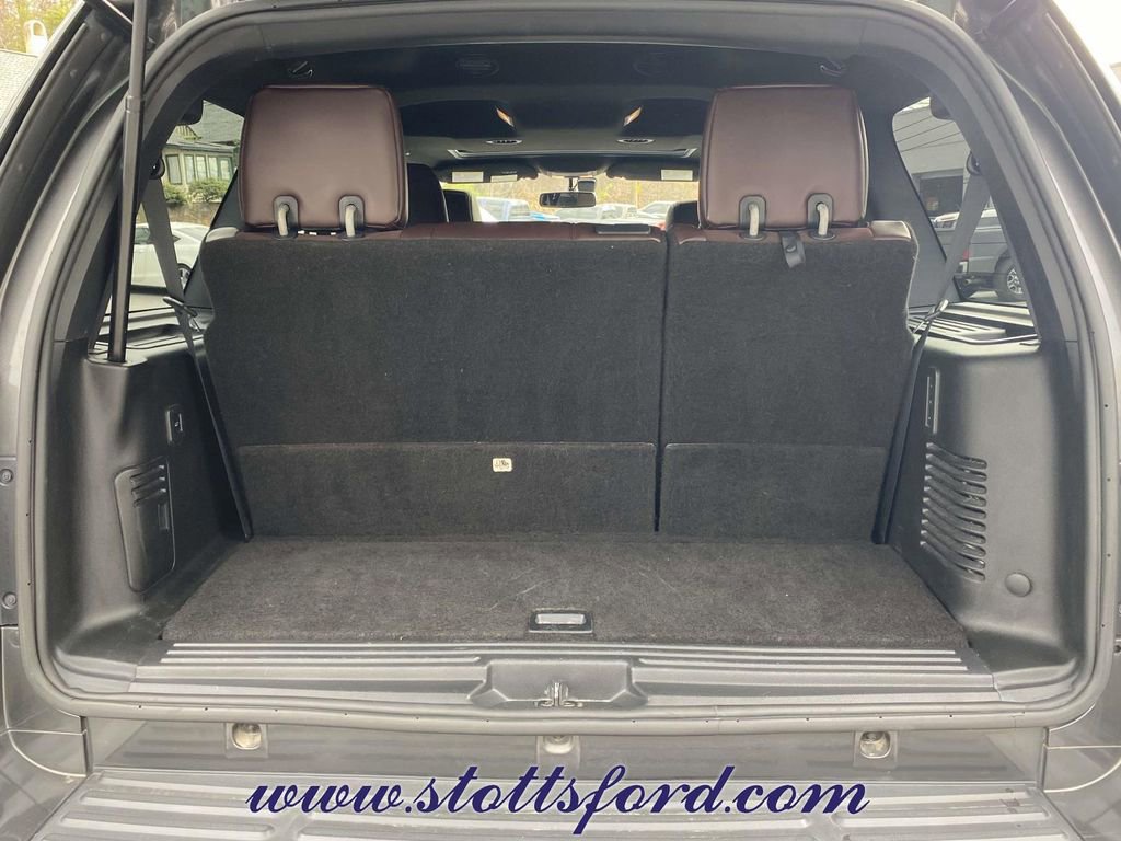 Certified 2017 Ford Expedition Platinum image 8