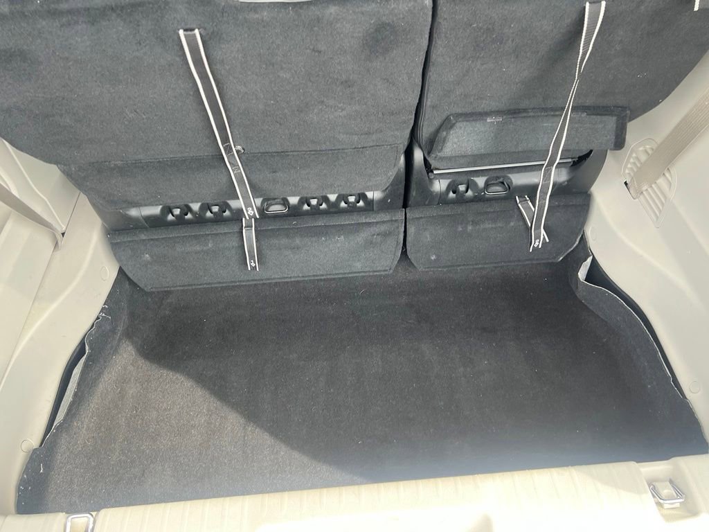 Used 2023 Chrysler Pacifica Touring-L FWD image 39