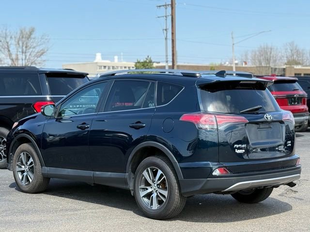 Used 2017 Toyota RAV4 XLE AWD/4WD image 6
