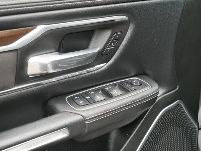 Used 2022 RAM 1500 Laramie AWD/4WD image 15