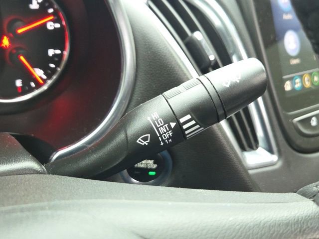 Used 2022 Chevrolet Malibu Premier image 43