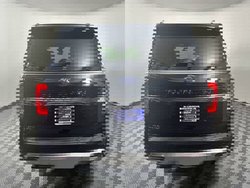 Certified 2023 Ford Expedition Limited image 7