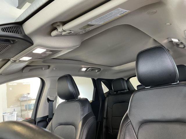 Certified 2020 Ford Escape Titanium w/ Titanium Premium Package 2.0 image 30