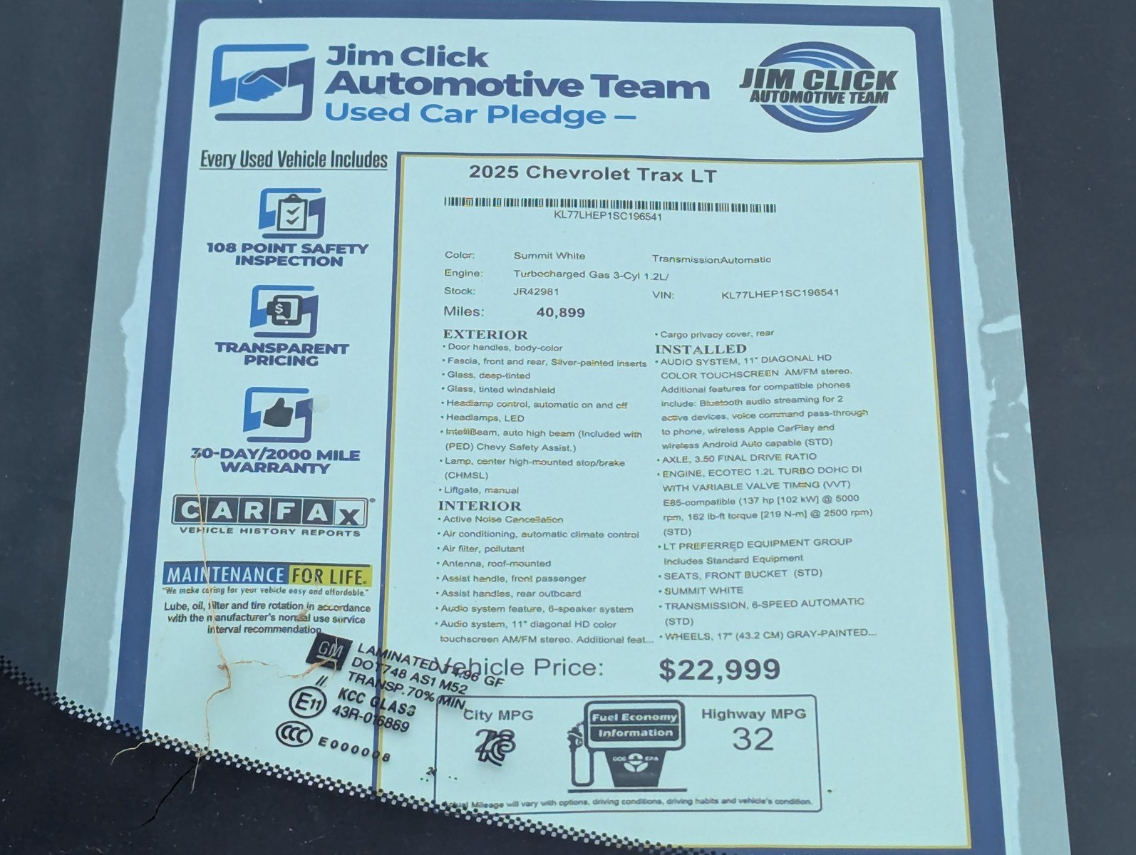 Used 2025 Chevrolet Trax LT FWD image 14