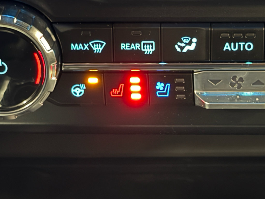 Certified 2024 Ford F250 Lariat w/ Lariat Ultimate Package image 27