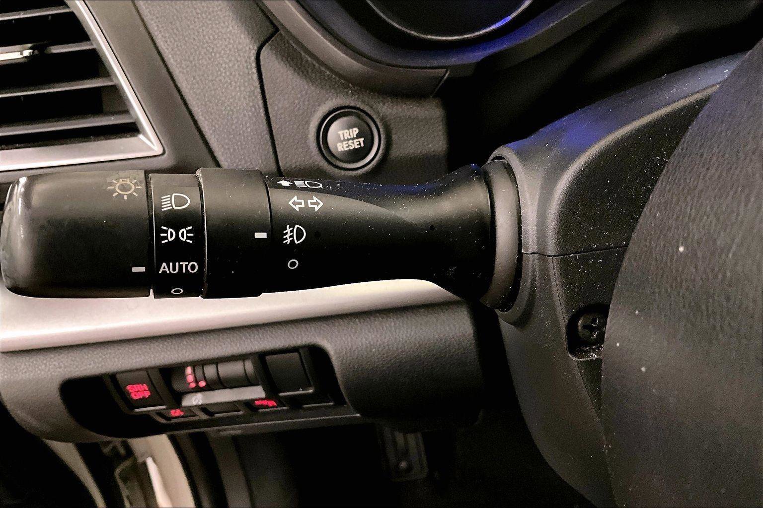 Used 2019 Subaru Crosstrek 2.0i Limited w/ Moonroof Package w/Navigation image 30