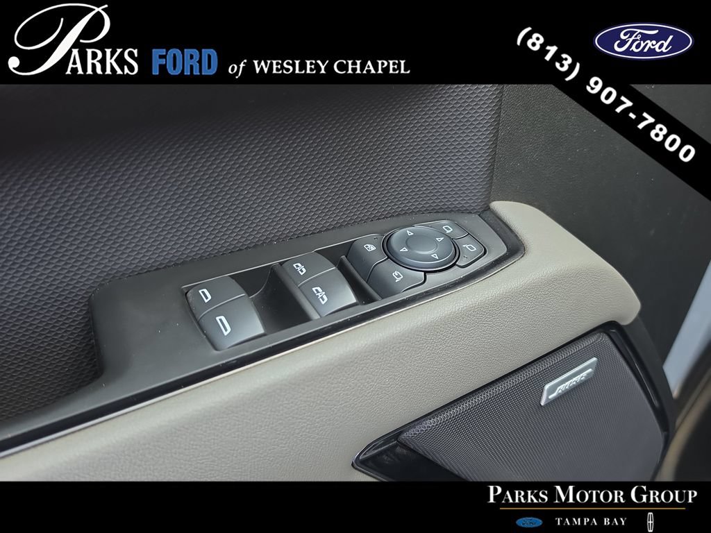 Used 2025 Chevrolet Silverado 1500 ZR2 w/ Technology Package AWD/4WD image 17