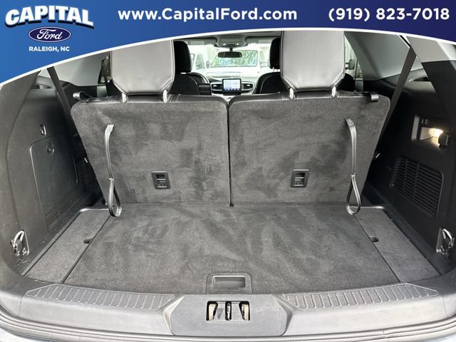 Certified 2023 Ford Explorer XLT w/ Equipment Group 202A RWD image 16